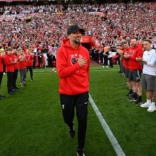 Jürgen Klopp presta sincera homenagem a todos os fãs que o apoiam